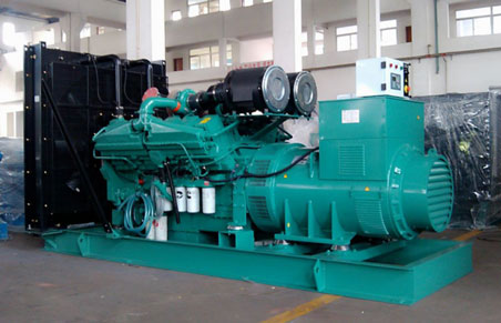 根河350kw康明斯柴油发电机组