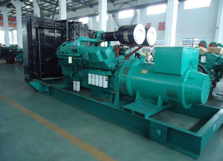 根河800kw康明斯柴油发电机组